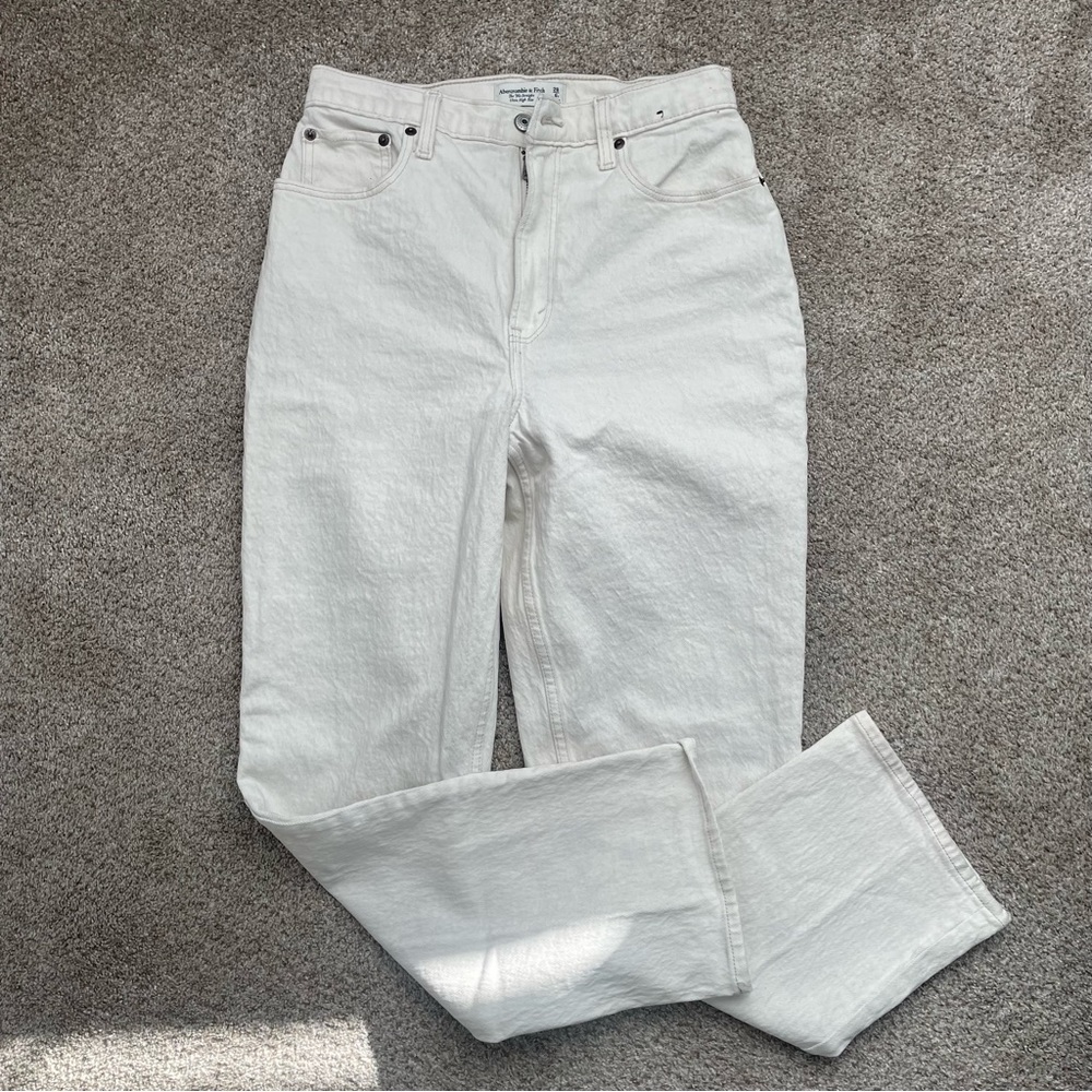 Abercrombie & Fitch Curve Love 90s Straight Jean